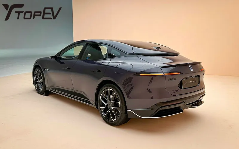 AVATR 06 luxury car