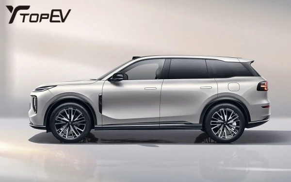 Changan Qiyuan Nevo Q07 side
